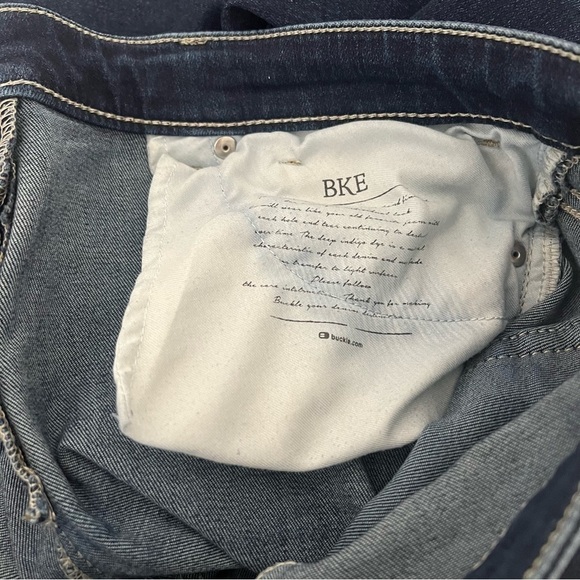 BKE Buckle Denim Payton Universal Fit Mid Rise Straight Women's 30x31 1/2 Jeans - Picture 7 of 8